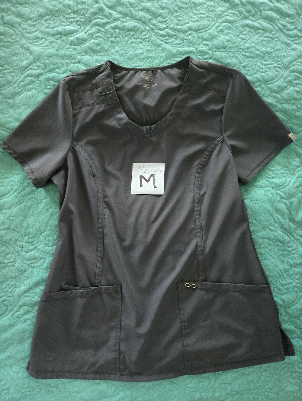 Cherokee Infinity Gray Scrub Set - Picture 2 of 4